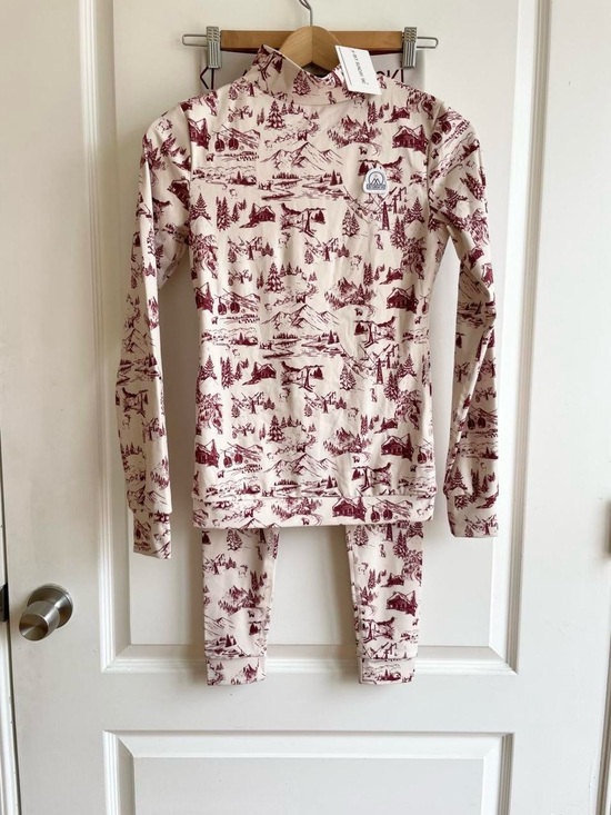 Other - My Sunday Ski TOILE DE JOUY BASE LAYER SET In Cabernet Ski Base Layer NWT